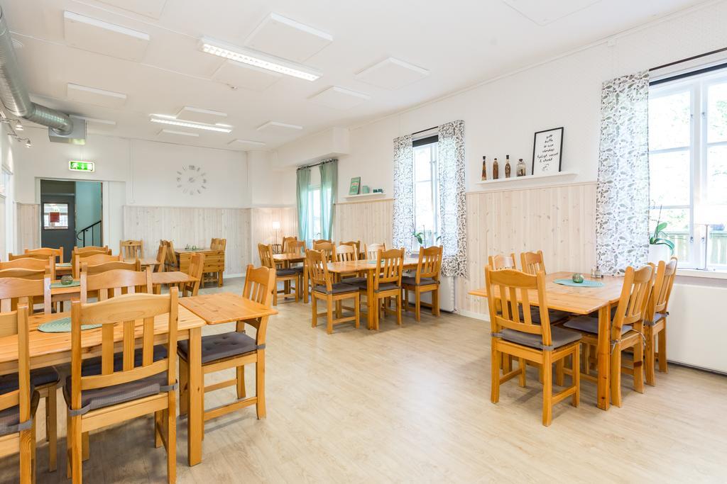 Brukshotellet Roma B&B Romakloster エクステリア 写真
